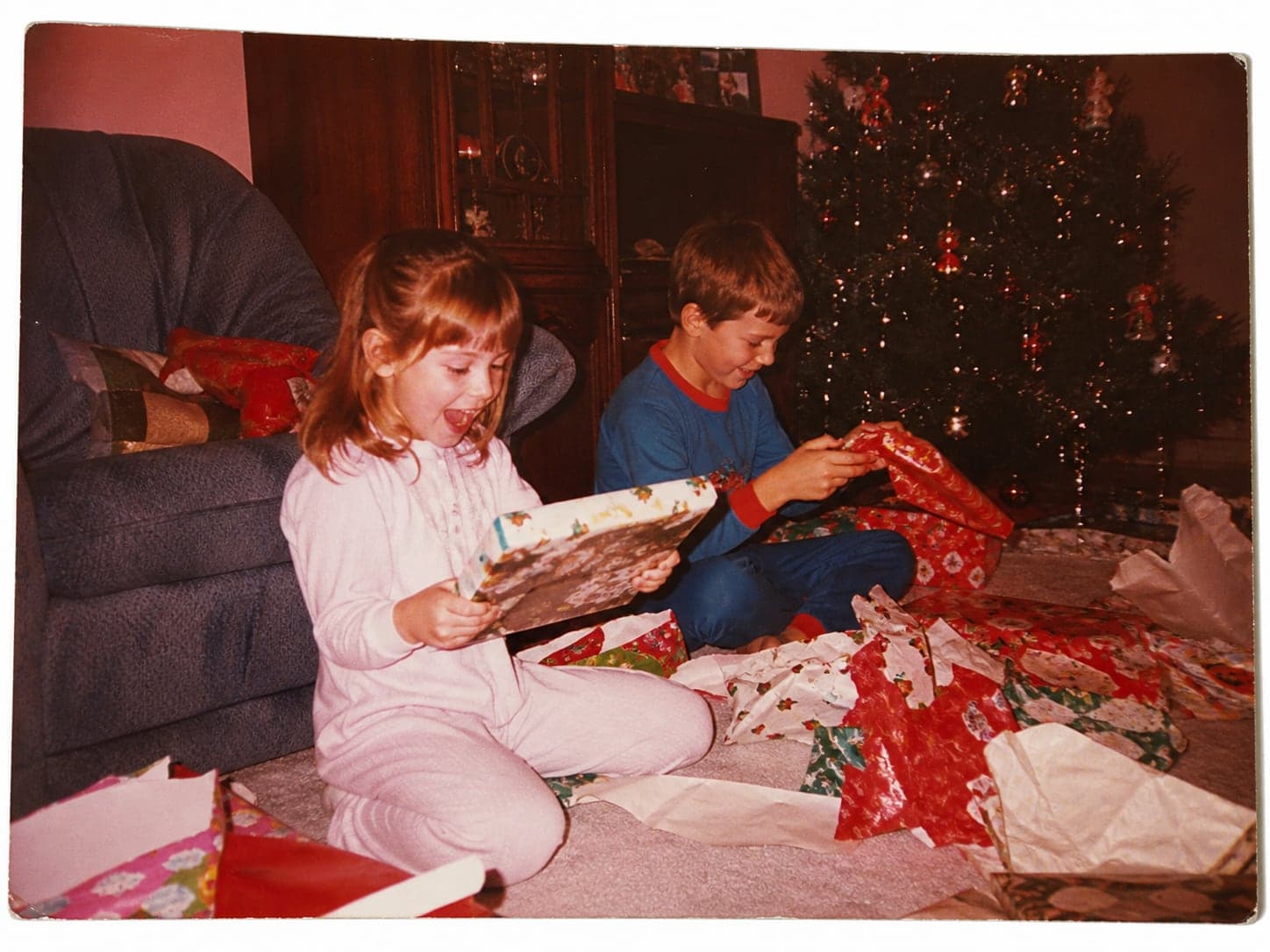 Synthetic family memory: Christmas morning